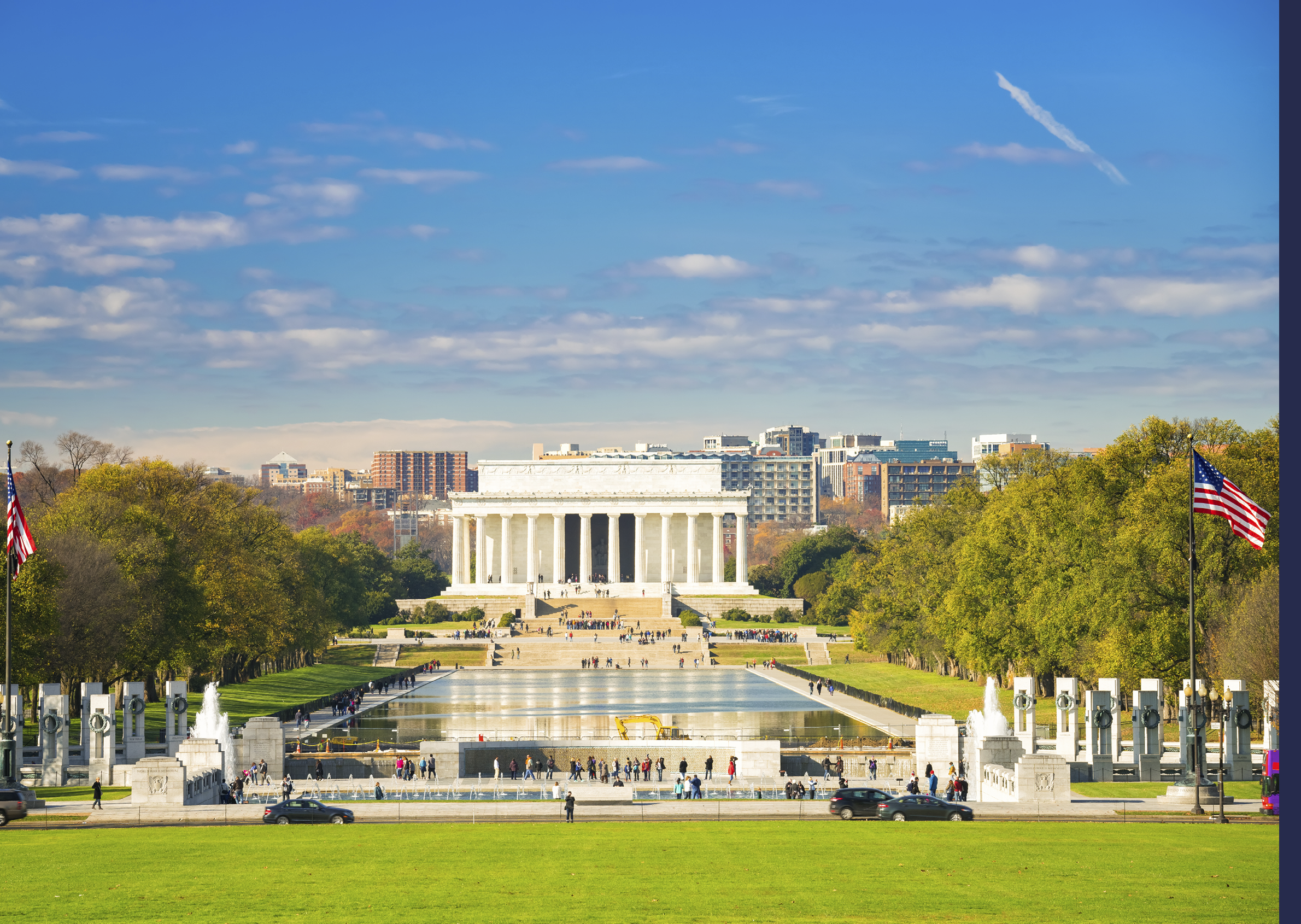 Lincoln memorial and pool in Washington DC, USA