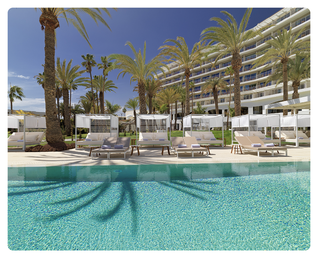All copyrights reserved, this image on this site and it's copyright owned by the photographer. Image is not to be reprinted or reused without the express permission of the photographer who took it. Copyrights uses for Melia Hotels for sales and marketing promotions only